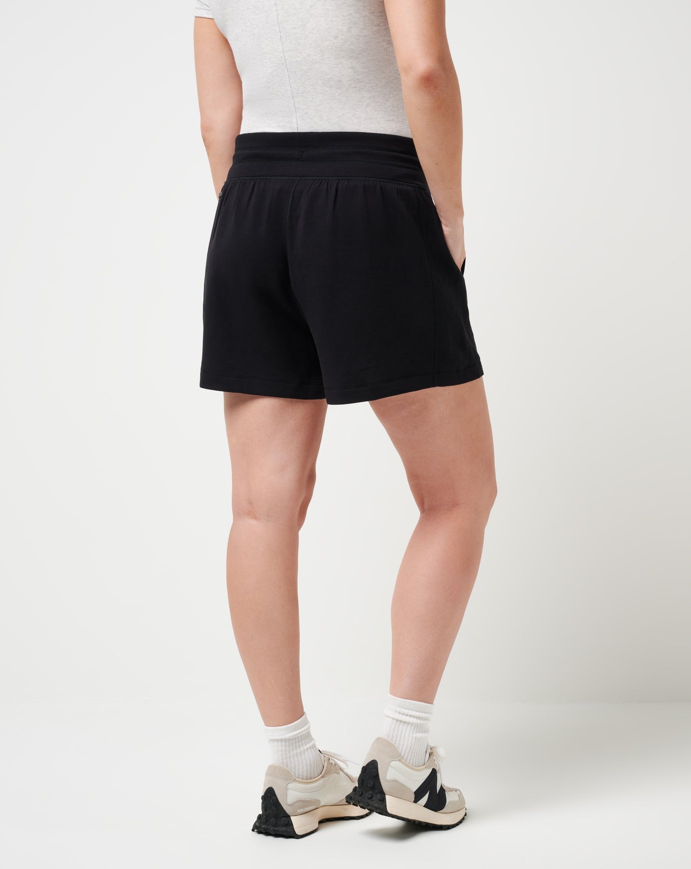 Travis Mathew Skyloft Soft Tie Short